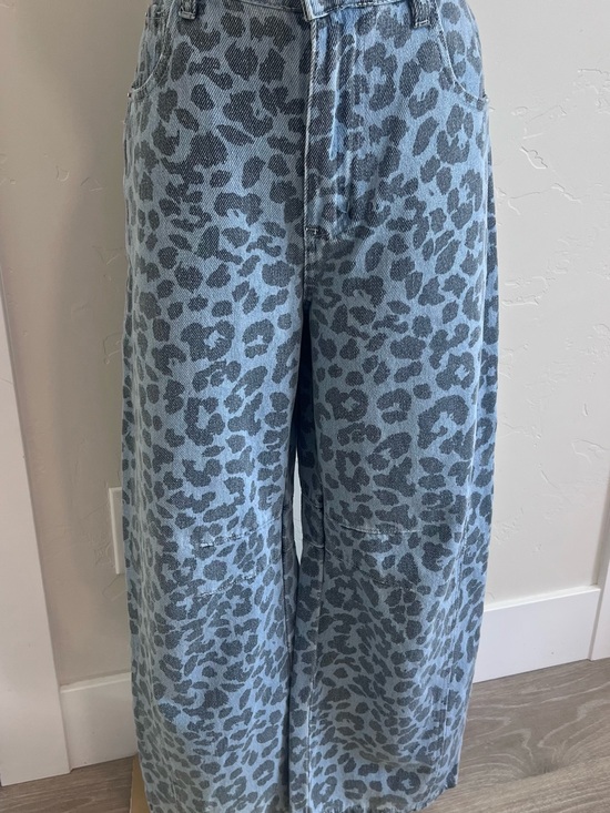 entro Pants - entro Light Blue Leopard-Print Wide Leg Pants